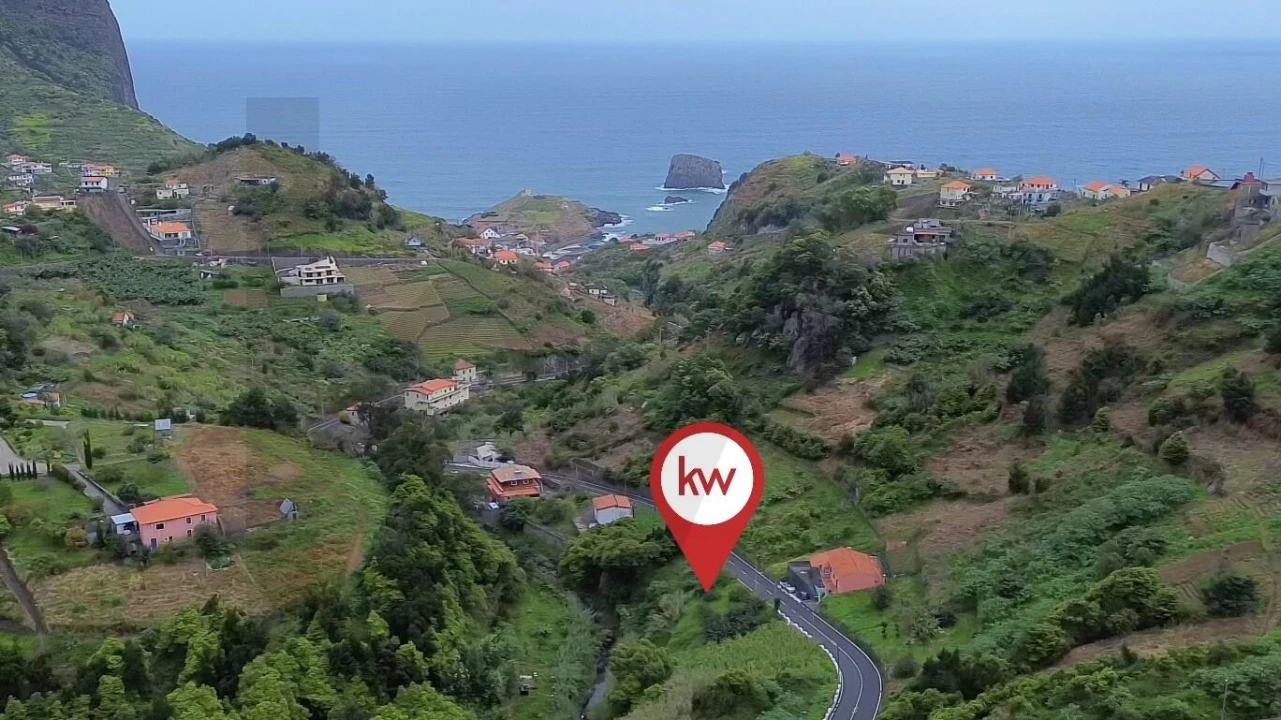 Terreno para Venda em Porto da Cruz Foto 3