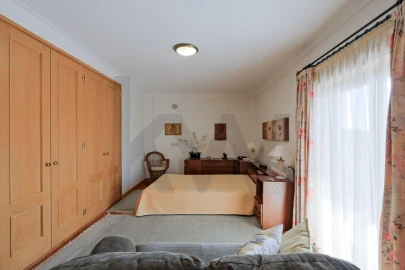 Apartamento T3 para Venda em Oeiras e São Julião da Barra, Paço de Arcos e Caxias