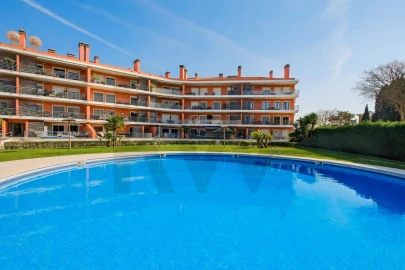 Apartamento T3 para Venda em Oeiras e São Julião da Barra, Paço de Arcos e Caxias