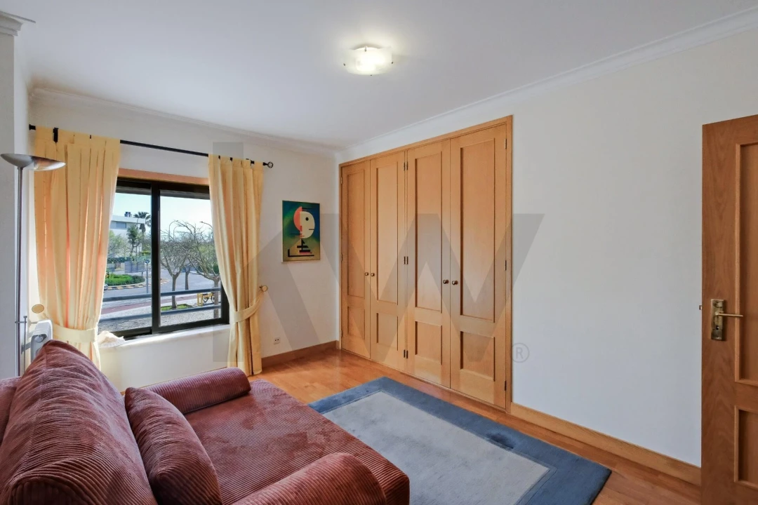 Apartamento T3 para Venda em Oeiras e São Julião da Barra, Paço de Arcos e Caxias Foto 24