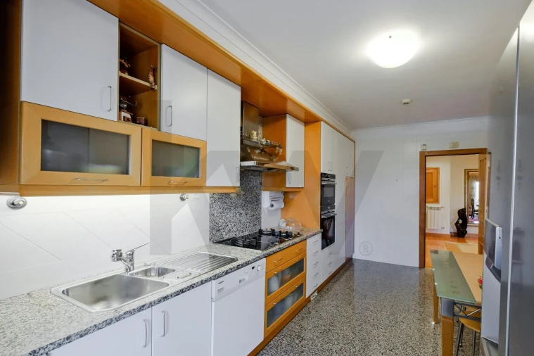 Apartamento T3 para Venda em Oeiras e São Julião da Barra, Paço de Arcos e Caxias Foto 7