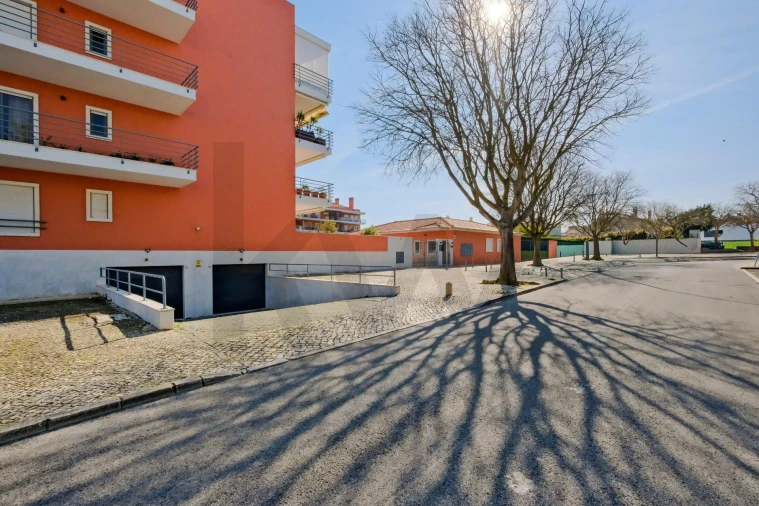 Apartamento T3 para Venda em Oeiras e São Julião da Barra, Paço de Arcos e Caxias Foto 46