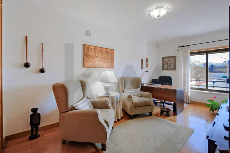 Apartamento T3 para Venda em Oeiras e São Julião da Barra, Paço de Arcos e Caxias Foto 19