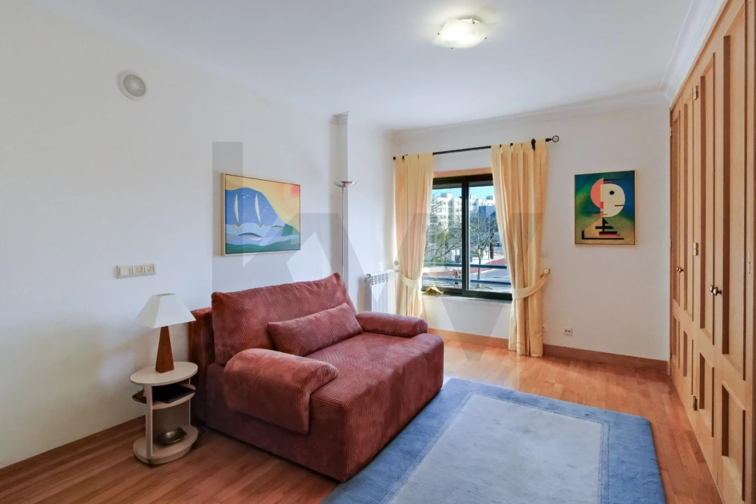 Apartamento T3 para Venda em Oeiras e São Julião da Barra, Paço de Arcos e Caxias Foto 23