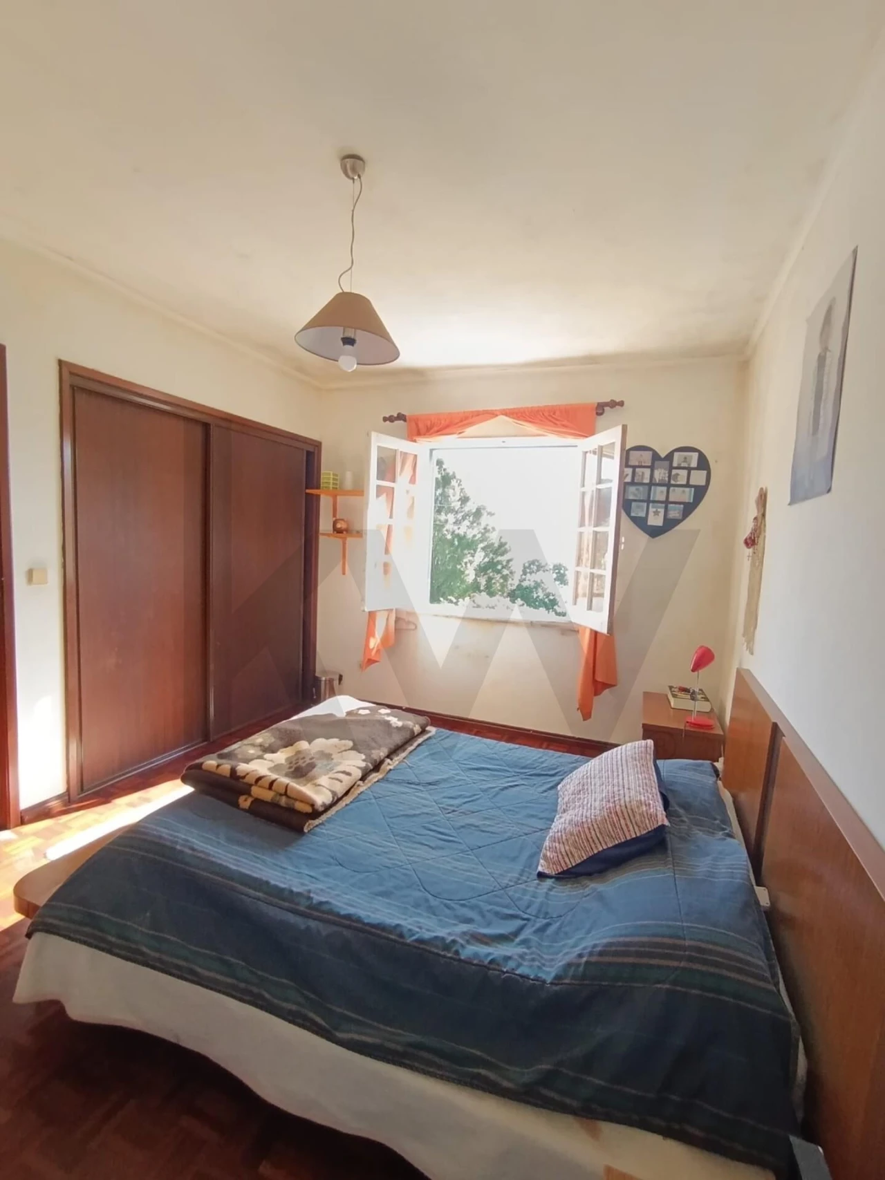 Moradia T4 para Venda em Cabouco Foto 9