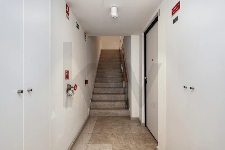 Apartamento T1 para Arrendamento em Avenidas Novas Foto 25