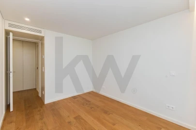 Apartamento T1 para Arrendamento em Campanhã
