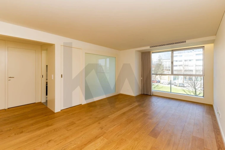 Apartamento T1 para Arrendamento em Campanhã Foto 5