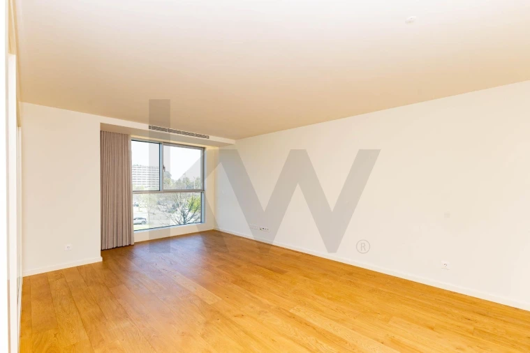 Apartamento T1 para Arrendamento em Campanhã Foto 4