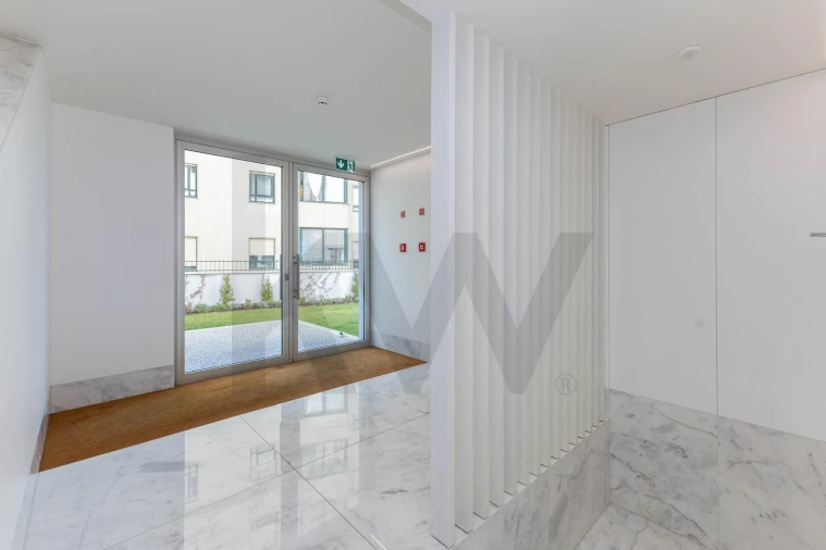 Apartamento T1 para Arrendamento em Campanhã Foto 2