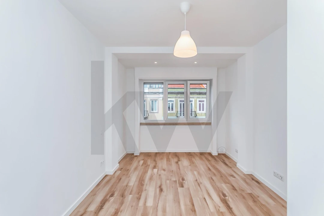 Apartamento T1 para Arrendamento em Santo António Foto 20