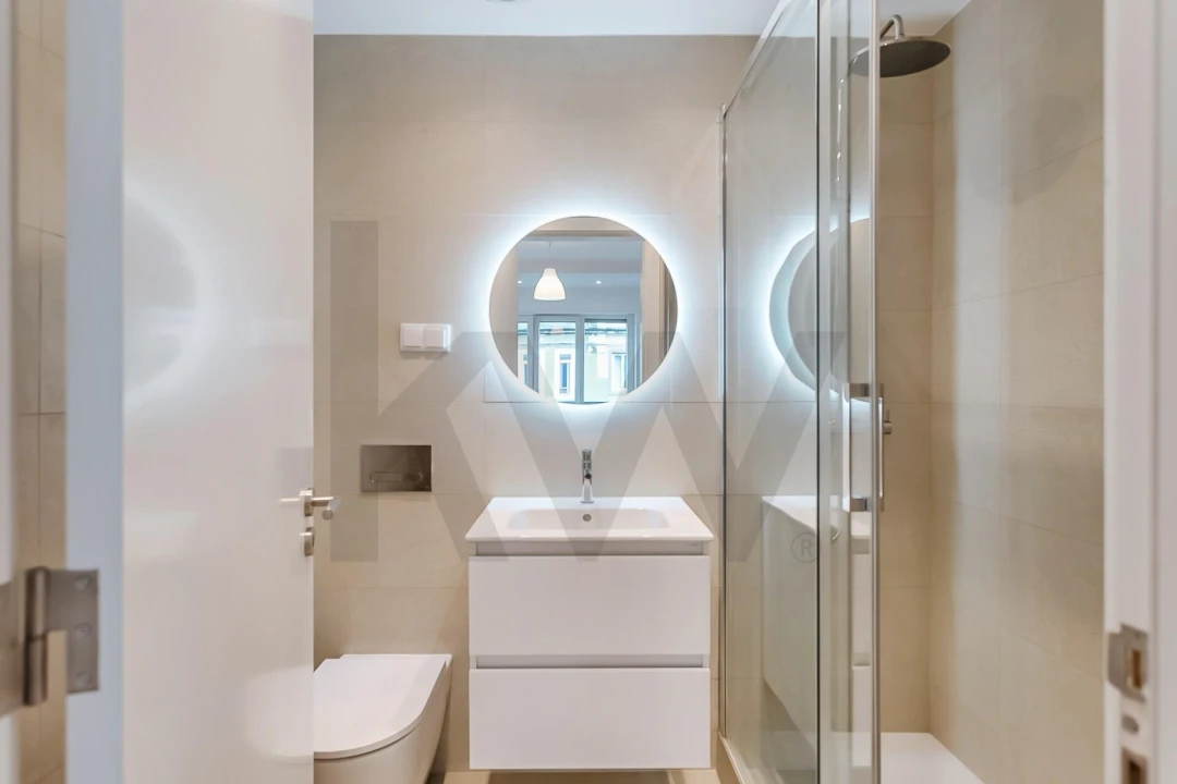 Apartamento T1 para Arrendamento em Santo António Foto 24