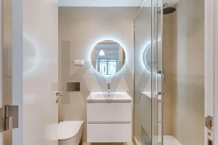 Apartamento T1 para Arrendamento em Santo António Foto 24