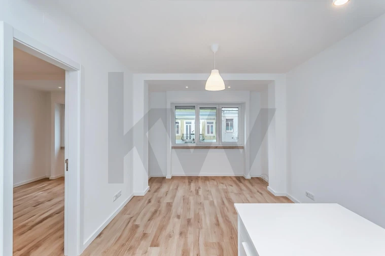 Apartamento T1 para Arrendamento em Santo António Foto 7