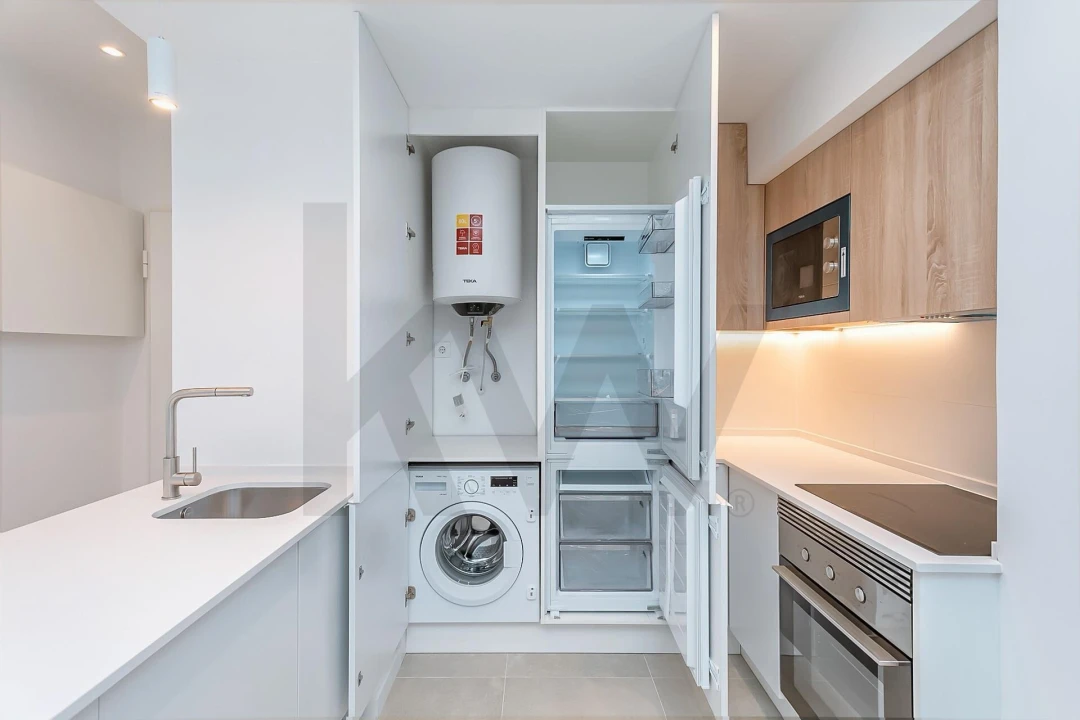 Apartamento T1 para Arrendamento em Santo António Foto 12