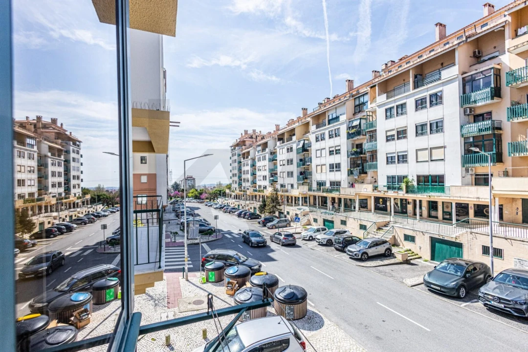 Apartamento T2 para Venda em Queluz e Belas Foto 22