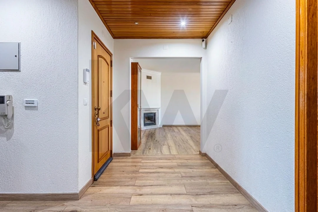 Apartamento T2 para Venda em Queluz e Belas Foto 15