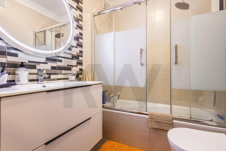 Apartamento T2 para Venda em Queluz e Belas Foto 17