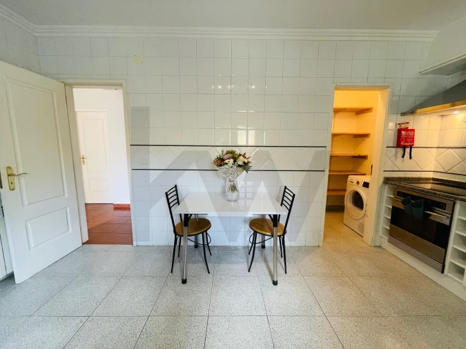 Moradia T3 para Arrendamento em Ericeira Foto 11