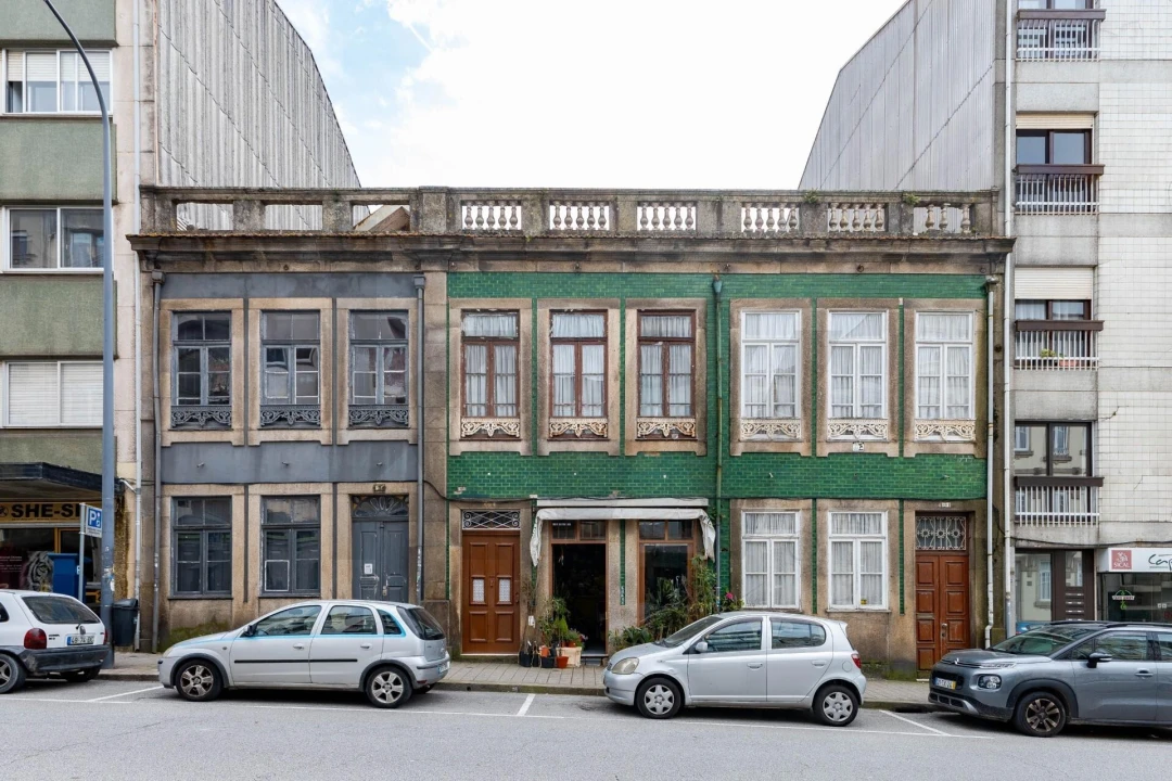 Moradia T4 para Venda em Cedofeita, Santo Ildefonso, Sé, Miragaia, São Nicolau e Vitória Foto 2