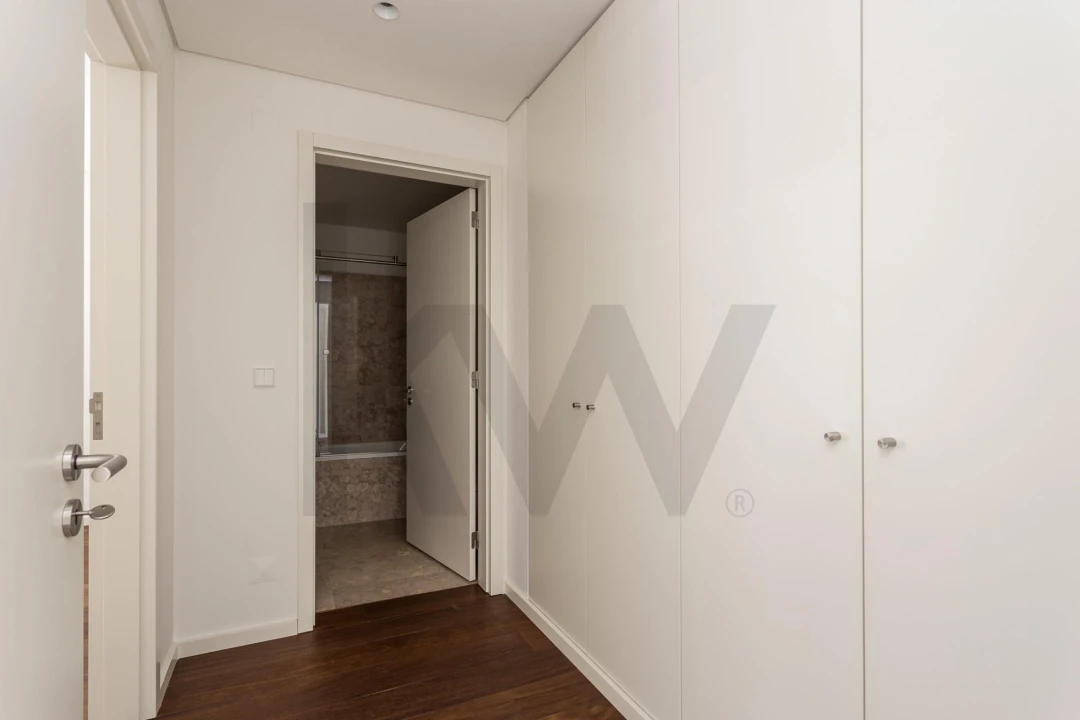 Apartamento T2 para Arrendamento em Avenidas Novas Foto 21
