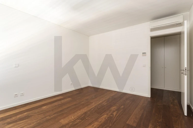 Apartamento T2 para Arrendamento em Avenidas Novas Foto 20