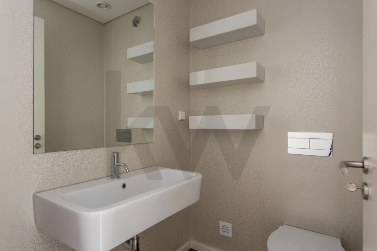 Apartamento T2 para Arrendamento em Avenidas Novas Foto 16