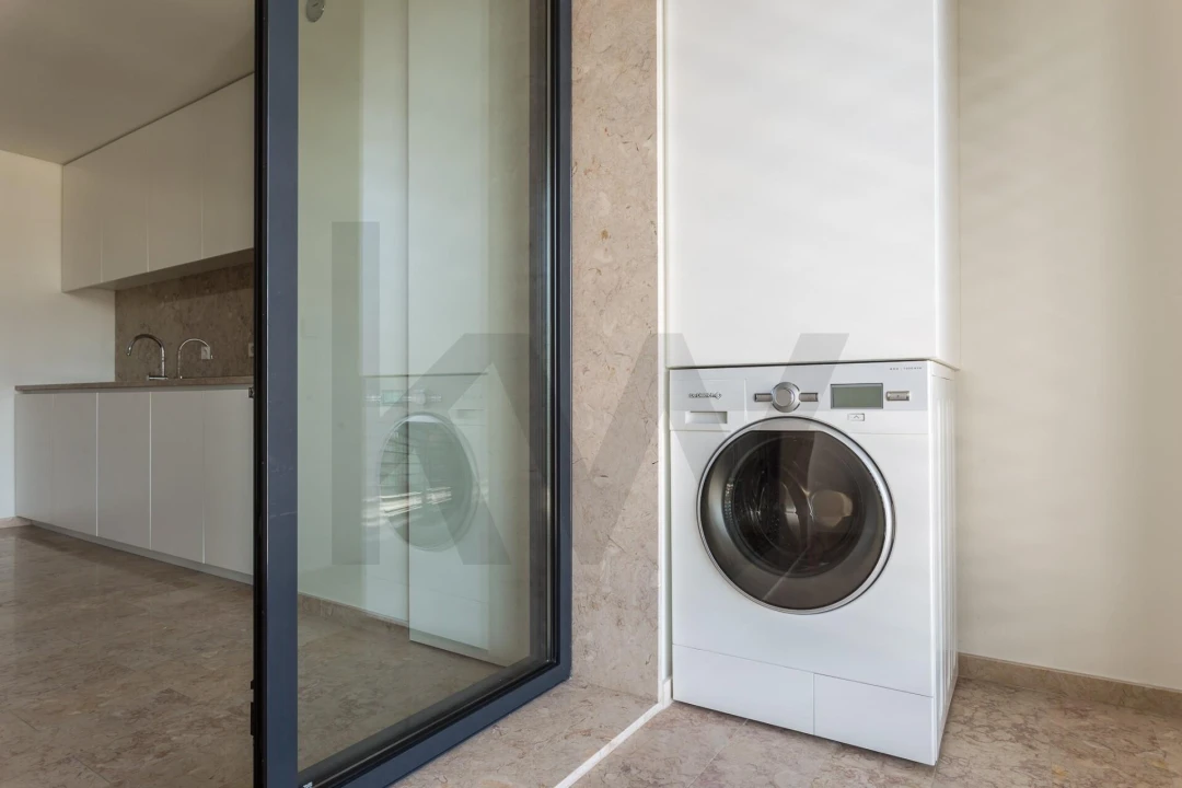 Apartamento T2 para Arrendamento em Avenidas Novas Foto 12