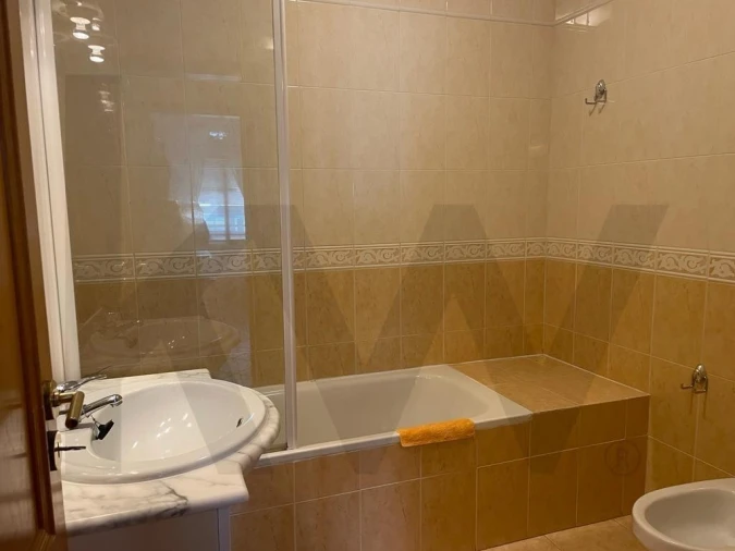 Apartamento T1 para Arrendamento em Armação de Pera Foto 11