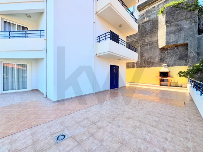 Apartamento T2 para Arrendamento em Caniço Foto 3