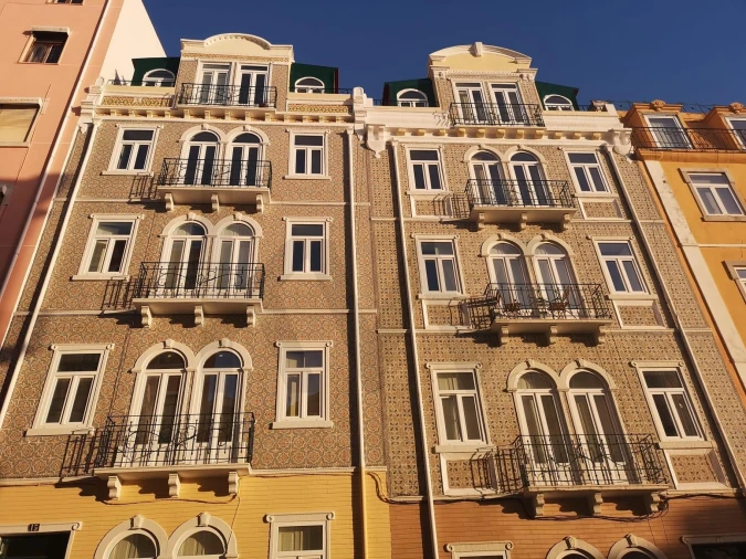 Apartamento T5 para Arrendamento em Santo António Foto 19