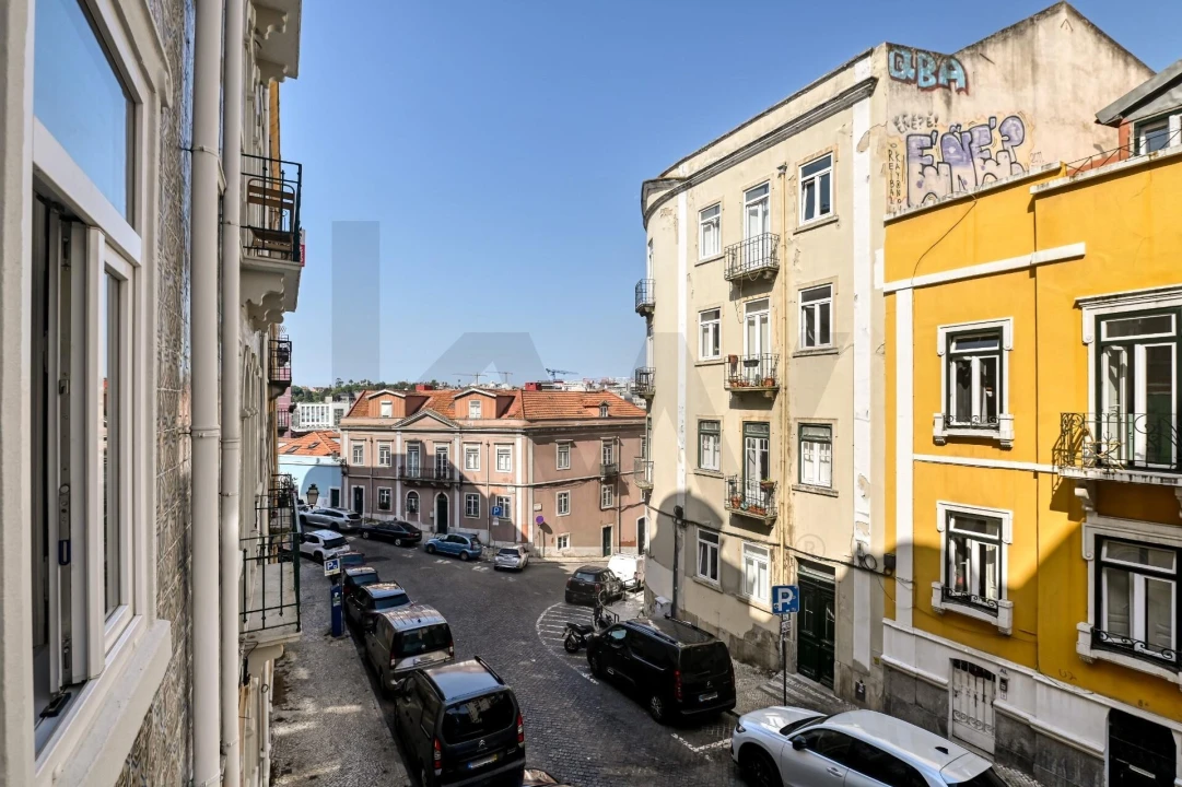 Apartamento T5 para Arrendamento em Santo António Foto 26