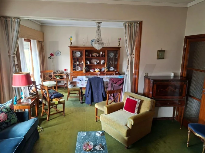 Apartamento T5 para Venda em Lumiar Foto 6