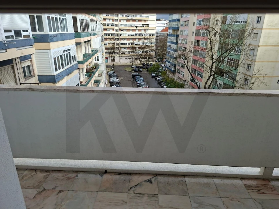 Apartamento T5 para Venda em Lumiar Foto 10