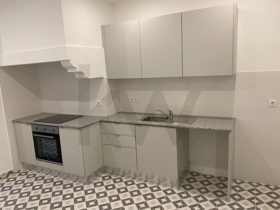 Apartamento T2 para Arrendamento em Arroios Foto 12