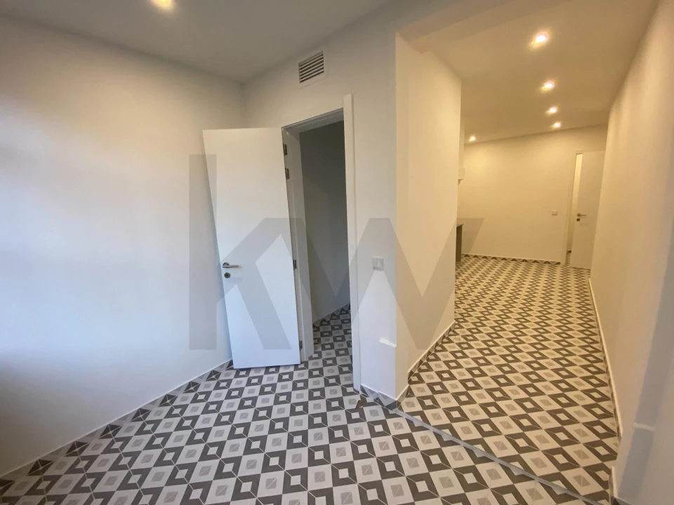 Apartamento T2 para Arrendamento em Arroios Foto 17