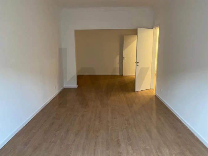 Apartamento T2 para Arrendamento em Arroios Foto 5