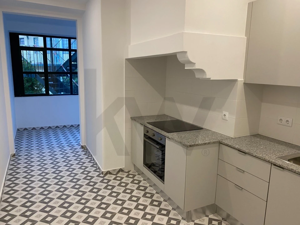 Apartamento T2 para Arrendamento em Arroios Foto 13