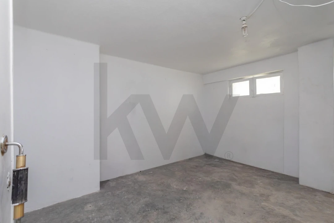 Apartamento T3 para Venda em Águas Livres Foto 38