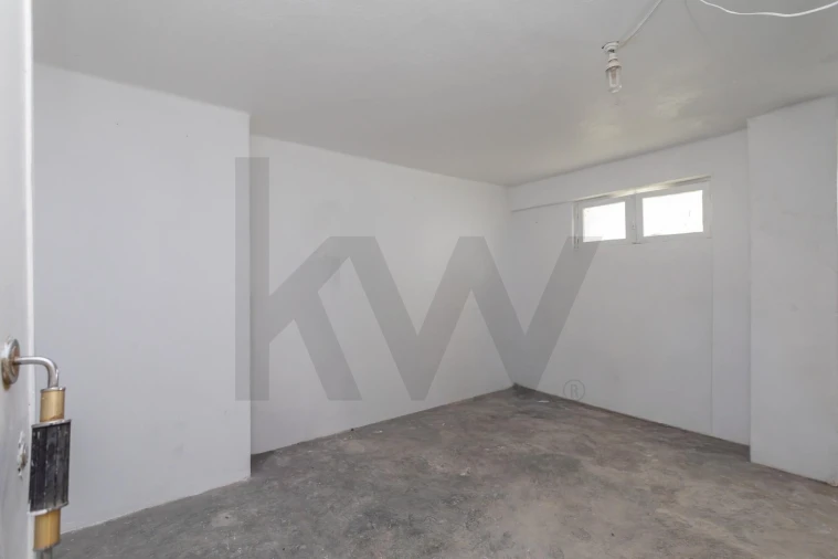 Apartamento T3 para Venda em Águas Livres Foto 38