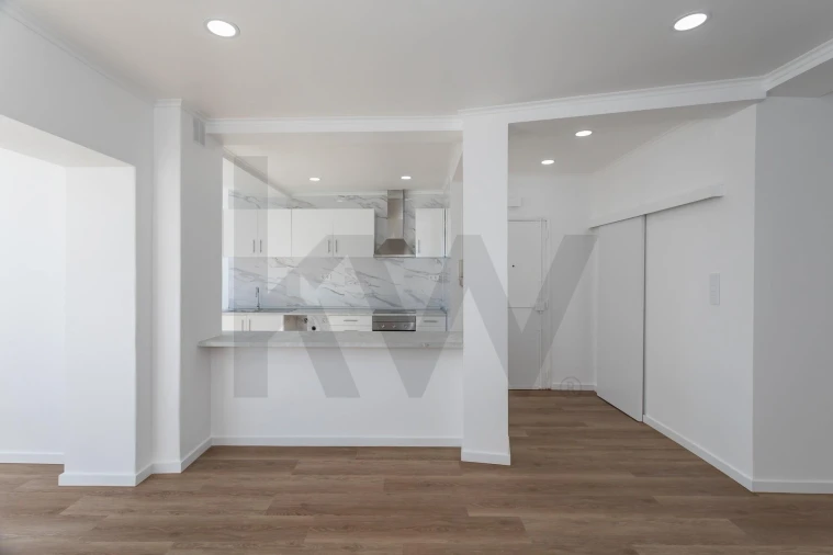 Apartamento T3 para Venda em Águas Livres Foto 11