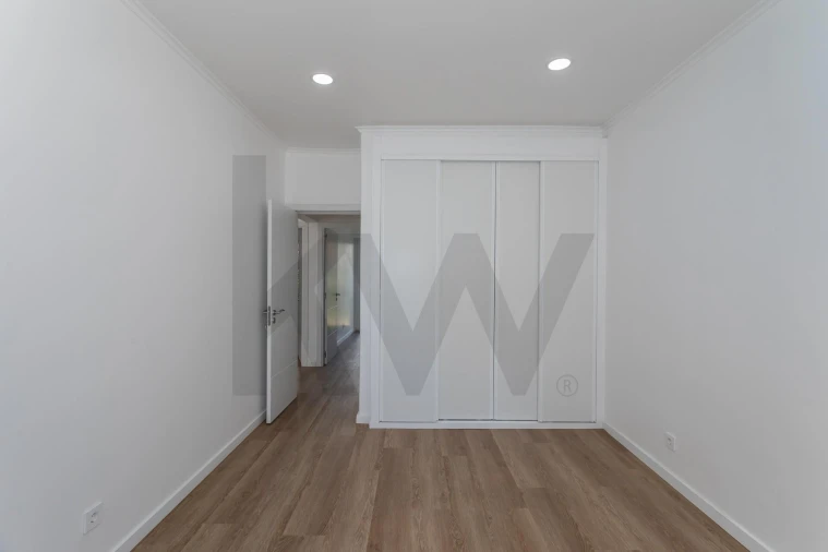 Apartamento T3 para Venda em Águas Livres Foto 26