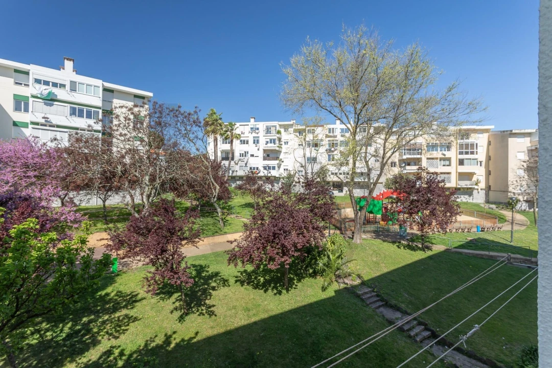 Apartamento T3 para Venda em Águas Livres Foto 35