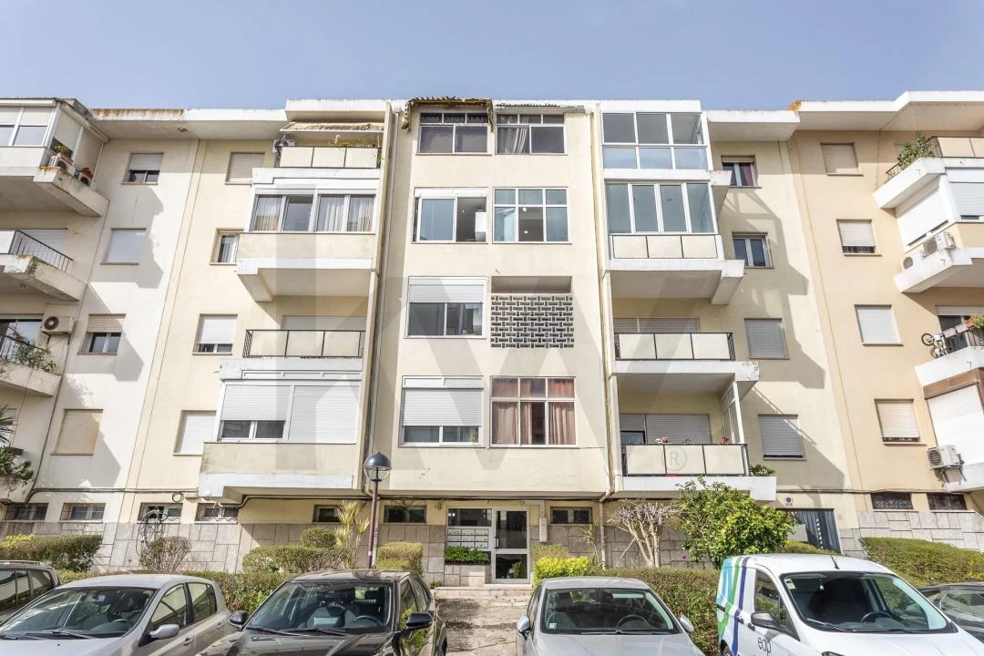 Apartamento T3 para Venda em Águas Livres Foto 43