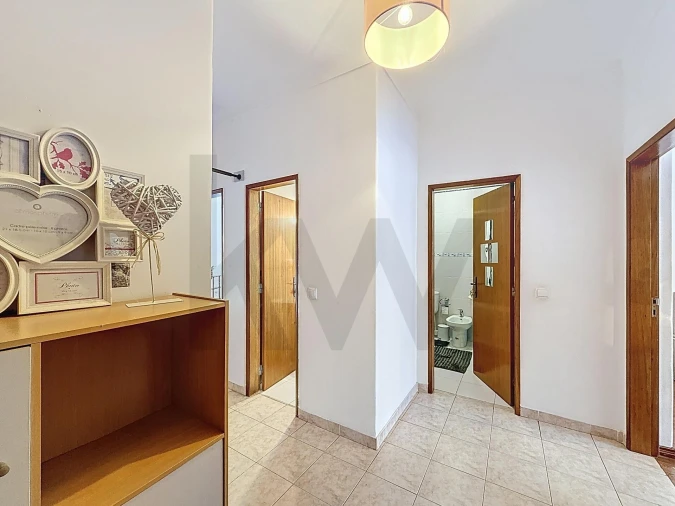 Apartamento T2 para Venda em Romeira e Várzea Foto 4