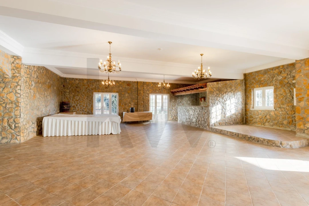 Quinta T2 para Venda em Silveira Foto 5