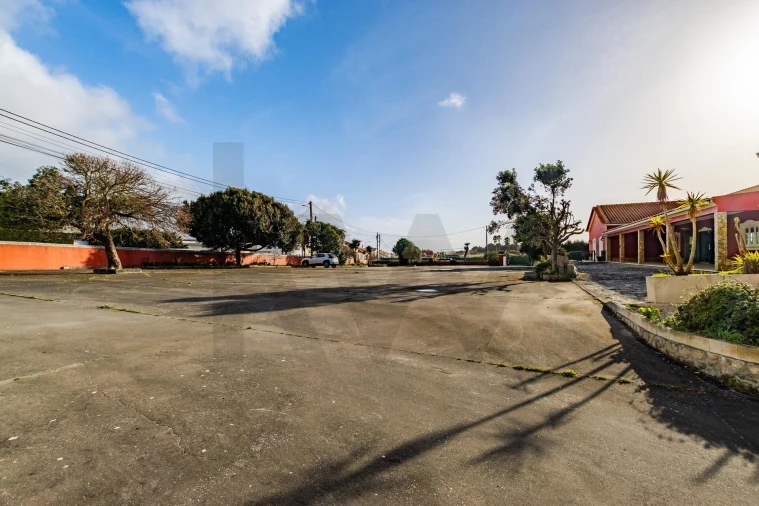 Quinta T2 para Venda em Silveira Foto 17