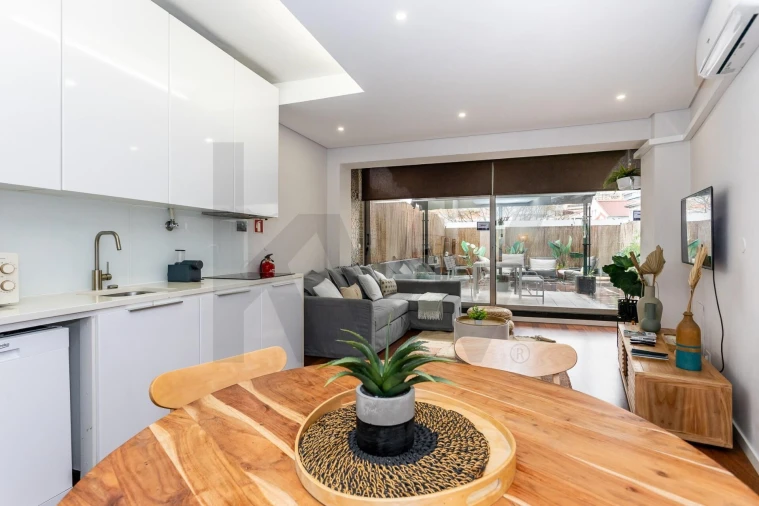 Apartamento T2 para Venda em Arroios Foto 19