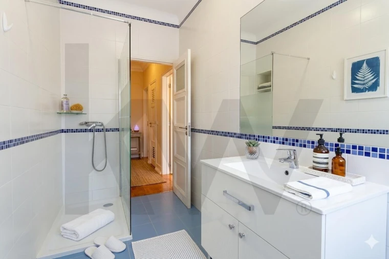 Apartamento T3 para Venda em Beato Foto 9