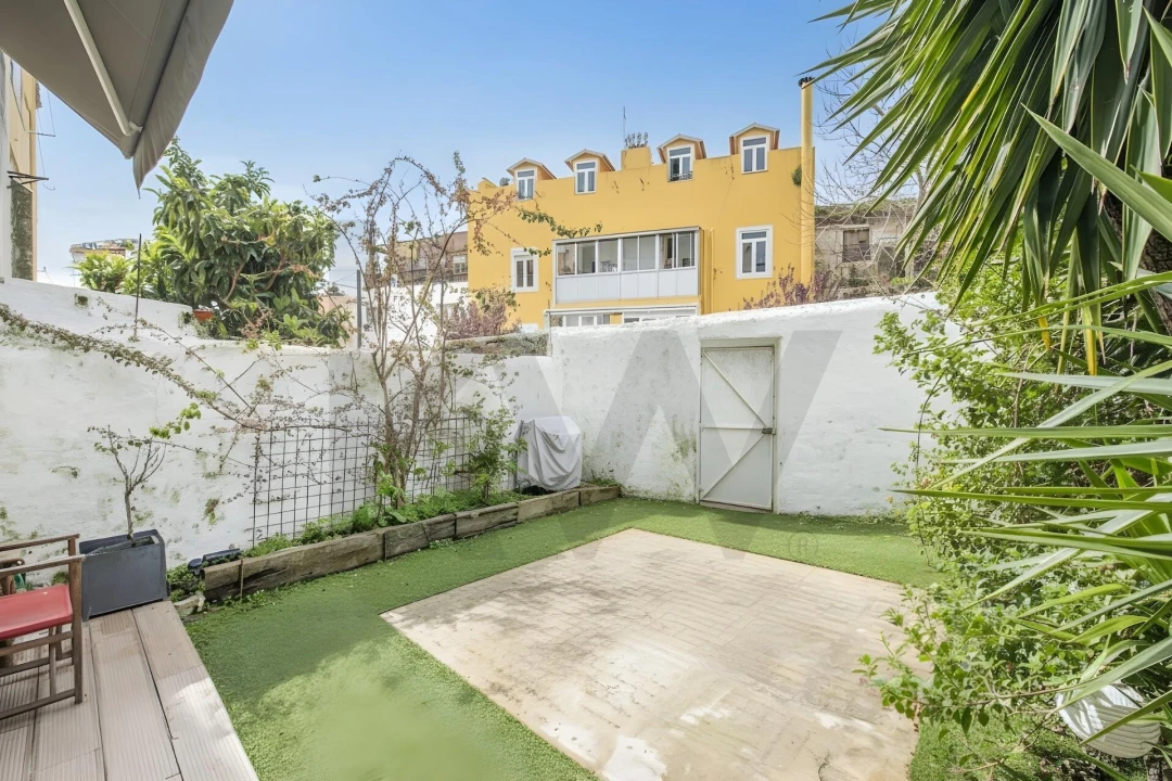 Apartamento T2 para Venda em Ajuda Foto 13